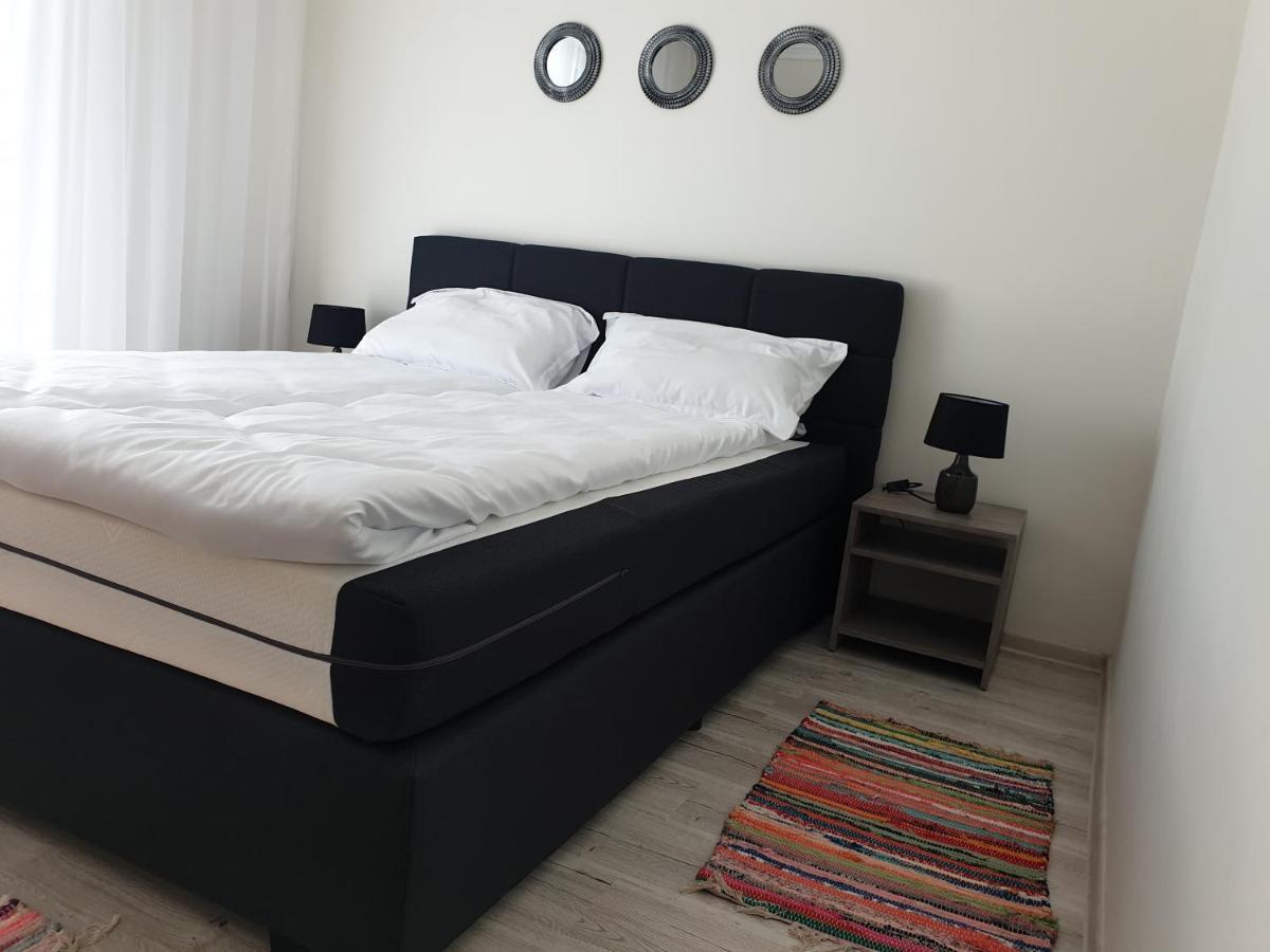 Ori Modern Apart Malul Muresului , Arad Exterior photo